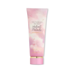 Victoria’s Secret Лосьйон для тіла "Velvet Petals Daydream", 236 мл